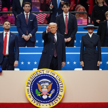 365 ημέρες Ντόναλντ Τραμπ: Η επιστροφή ενός Πλανητάρχη που τα θέλει όλα