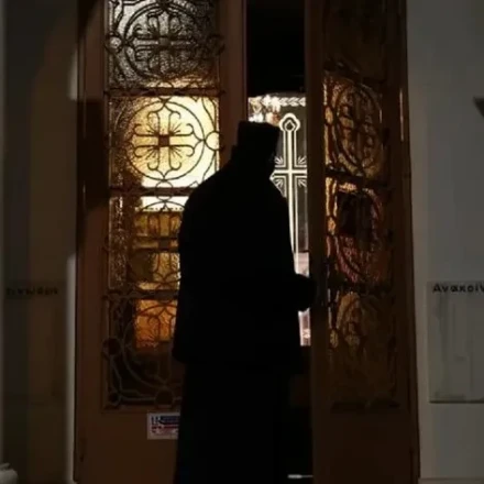 Ιερέας άρχισε να πυροβολεί στον αέρα σε πανηγύρι στη Ζάκυνθο