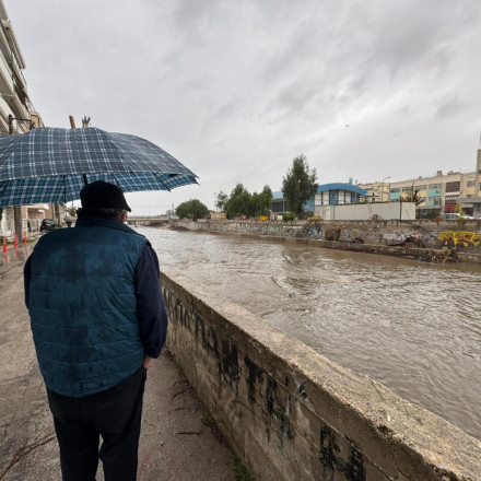 Κακοκαιρία σε Χίο και Σέριφο: Ήχησε το 112 - «Περιορίστε τις μετακινήσεις σας»