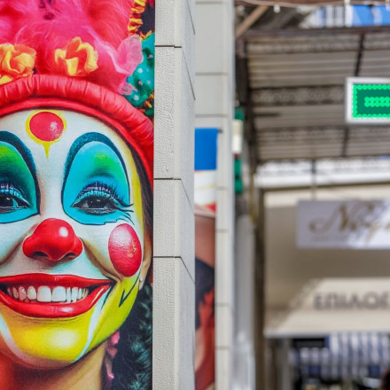 Πατρινό καρναβάλι και φέτος: Πλήθος κόσμου στους δρόμους για την λαμπερή τελετή έναρξης