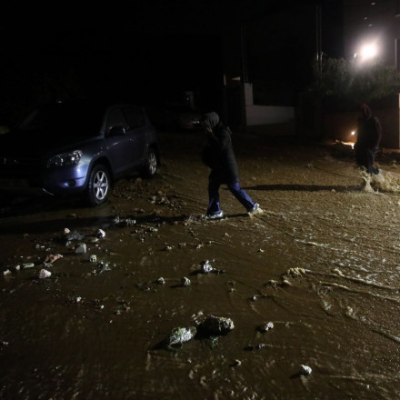 Βάρη: Φόβος και τρόμος για τους κατοίκους το πλιάτσικο από τις συμμορίες