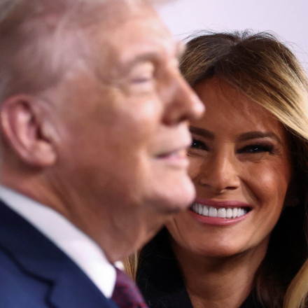 Πρεμιέρα με φλας, αλλά άδειες αίθουσες για το ντοκιμαντέρ της Μελάνια Τραμπ - Οι πρώτες εικόνες