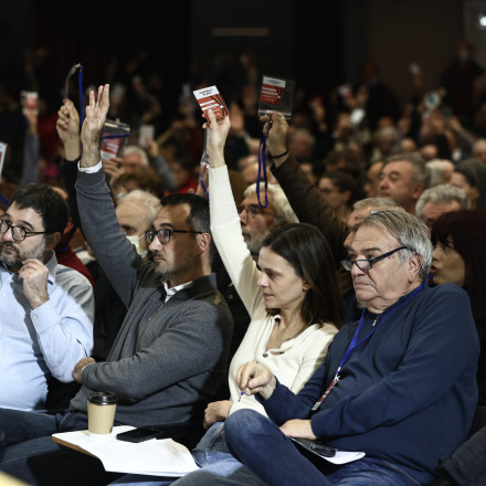 Νέα Αριστερά: Σε τροχιά διάσπασης - Τα επόμενα βήματα των «δέκα» προς τον Αλέξη Τσίπρα