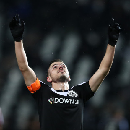 ΠΑΟΚ - Πανσερραϊκός 4-1: O Δικέφαλος έκανε το χρέος του και αφιέρωσε τη νίκη στα επτά «αετόπουλα»