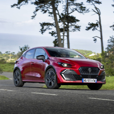 Renault: Tρίτη συνεχομένη χρονιά ανάπτυξης, με αιχμή τις διεθνείς πωλήσεις και τον εξηλεκτρισμό