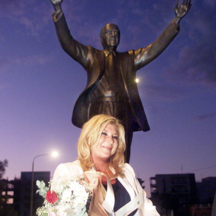 Τιμά τον Ανδρέα Παπανδρέου η Δήμητρα Λιάνη: «Ακόμη τρέμουν τη μνήμη των ιδεών του»