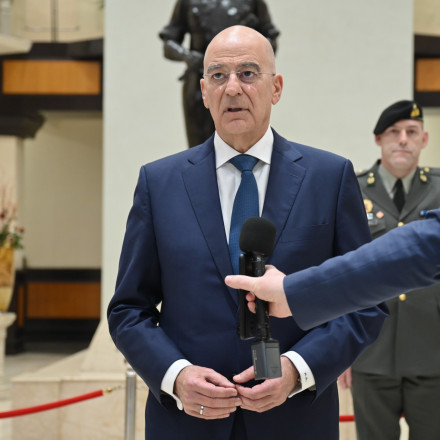 Δένδιας: «Επιταγή επιβίωσης ο εξοπλισμός της χώρας, προβολή ισχύος από την Τουρκία»