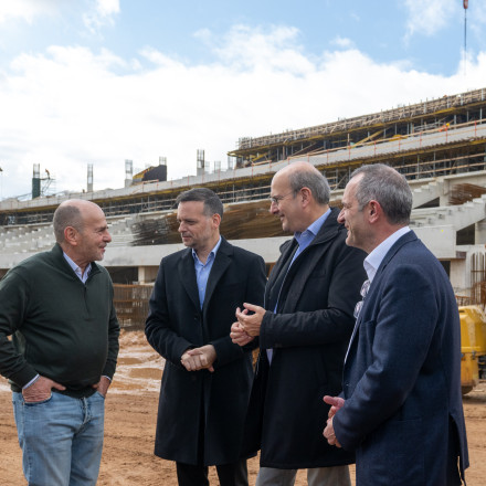 Ο Χατζηδάκης πήρε επάνω του (και) το γήπεδο του Παναθηναϊκού