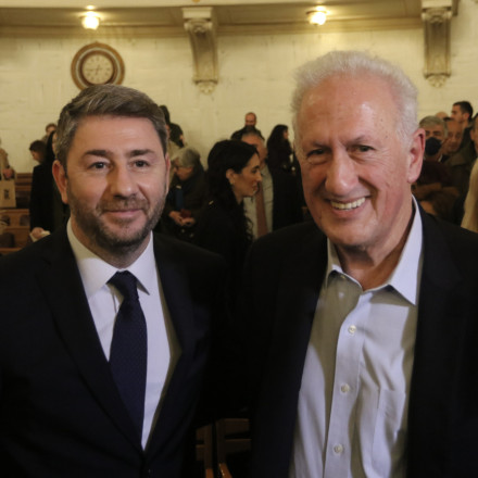 Ο Ανδρουλάκης ανοίγει τις πόρτες του ΠΑΣΟΚ:Όλα τα ονόματα, τα «αγκάθια» και οι σχεδιασμοί Σκανδαλίδη