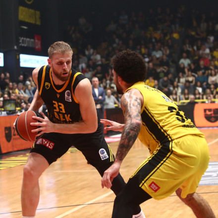 Οι ώρες και τα κανάλια των αναμετρήσεων της ΑΕΚ και του ΠΑΟΚ στην Stoiximan GBL