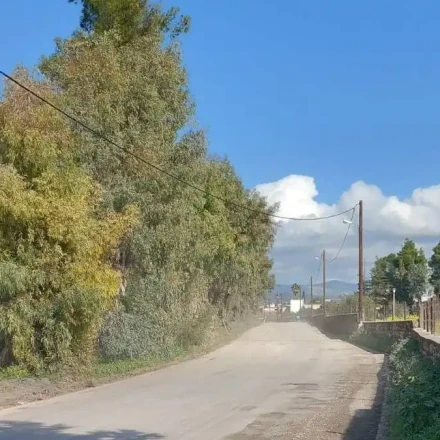 Ναύπλιο: Ένας μήνας ταλαιπωρίας στην Αγίου Ανδριανού – «Ξύστηκε» ο δρόμος και έμεινε έτσι