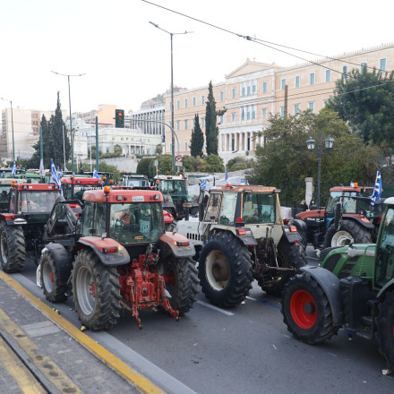 «Απόβαση» τρακτέρ στο Σύνταγμα - Οι αγρότες διαδηλώνουν σήμερα στην Αθήνα
