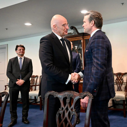 Δένδιας από ΗΠΑ: Η «Ατζέντα 2030» και τα F-35 αλλάζουν το παιχνίδι στην Ανατολική Μεσόγειο