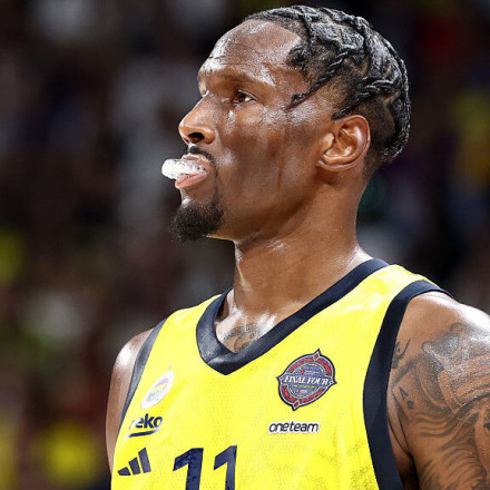 Αυτή θα είναι η νέα ομάδα του Χέιζ-Ντείβις μετά την απόρριψη της πρότασης του Παναθηναϊκού