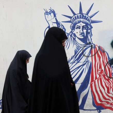 Ιράν σε ΗΠΑ: «Δεν εγκαταλείπουμε τον εμπλουτισμό ουρανίου ακόμα κι αν μας επιβληθεί πόλεμος»