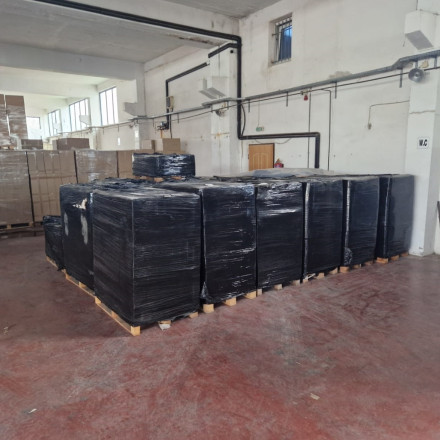 Κύκλωμα λαθραίων καπνικών προϊόντων: Ποινική δίωξη για κακουργήματα στους 25 συλληφθέντες