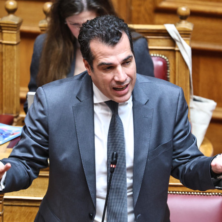 Πλεύρης για Χίο: «Στηρίζουμε το Λιμενικό, η έρευνα θα γίνει» - Ενημέρωση Κικίλια ζητούν τα κόμματα