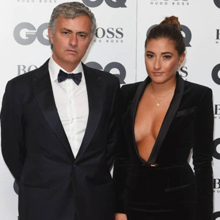 Ποια είναι η σέξι κόρη του Μουρίνιο που «κλέβει» τις εντυπώσεις (pic)