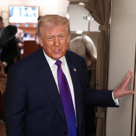 ΗΠΑ: Ανοίγουν τα... X-Files με διαταγή Τραμπ - «Καρφιά» σε Ομπάμα επειδή μίλησε για εξωγήινους