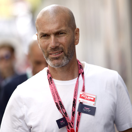 Ο Ζινεντίν Ζιντάν αναλαμβάνει την εθνική Γαλλίας μετά το Μουντιάλ σύμφωνα με τον Φαμπρίτσιο Ρομάνο