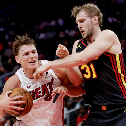 NBA: Τρίτη σερί νίκη οι Μπάκς χωρίς Γιάννη - σάρωσαν οι Χιτ και «διπλό» θρίλερ για τους Καβαλίερς