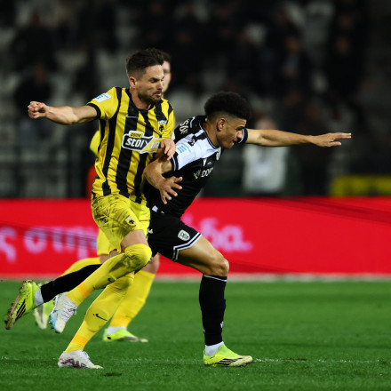 Η βαθμολογία της Super League μετά την ισοπαλία μεταξύ ΠΑΟΚ και ΑΕΚ και την γκέλα του Παναθηναϊκού