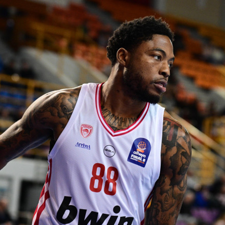 Ολυμπιακός: Αυτή είναι η πρώτη ενημέρωση για τον τραυματισμό του Τζόουνς