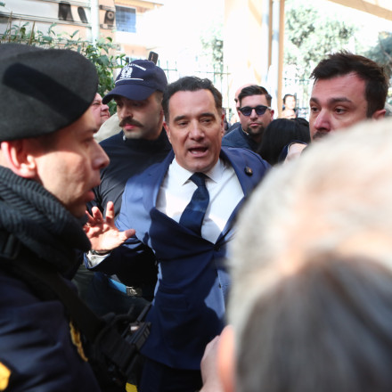 Άδωνις Γεωργιάδης για τα επεισόδια στο Γενικό Κρατικό: «Κινδύνεψε η σωματική μου ακεραιότητα»