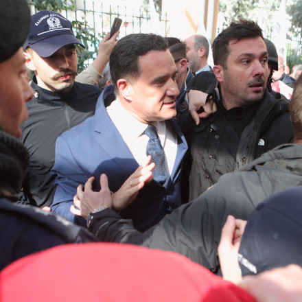 Κόντρα Γεωργιάδη - γιατρού on air:«Δεν μπορεί υπουργός να μπει σε νοσοκομείο; Κινδύνευσε η ζωή μου»