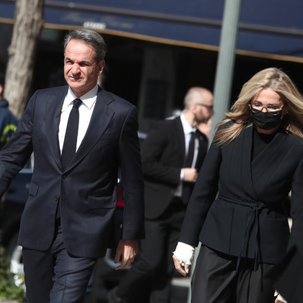 Γλύκατζη-Αρβελέρ: «Από τον Βύρωνα έφτασες στο κέντρο του κόσμου» - Συγκίνησε ο επικήδειος Μητσοτάκη