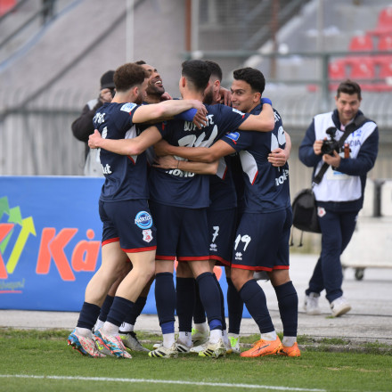 Πανσερραϊκός - Βόλος 2-1: Οι Σερραίοι έδειξαν σφυγμό και έμειναν ζωντανοί στη μάχη παραμονής