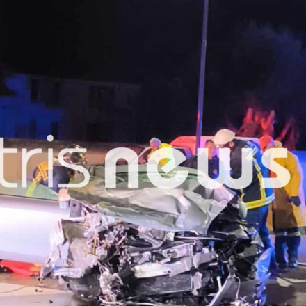 Σοβαρό τροχαίο στην Κατακόλου: Τρεις τραυματίες - Μάχη για τη ζωή του δίνει ο ένας