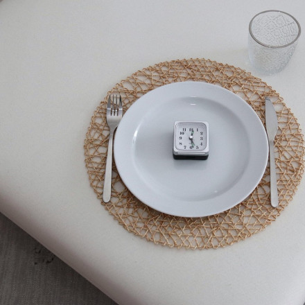 Διαλειμματική νηστεία: Μύθος τα θεαματικά αποτελέσματα, λέει μελέτη