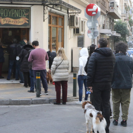 Πώς θα λειτουργήσουν τα καταστήματα και σούπερ μάρκετ την Καθαρά Δευτέρα