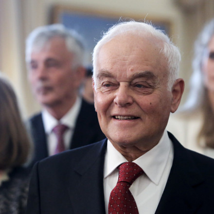 Η Νομική του ΑΠΘ αποχαιρετά τον Αντώνη Μανιτάκη - Η επιθυμία της οικογένειας