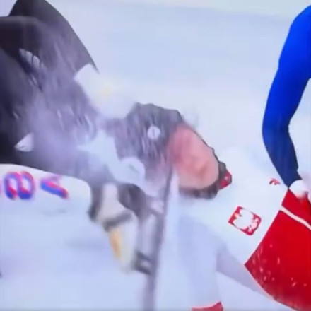 Σοβαρός τραυματισμός στους Χειμερινούς Ολυμπιακούς: Λεπίδα από πατίνι χτύπησε πρόσωπο αθλήτριας