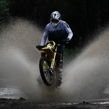 Συνεργασία της Suzuki Moto Greece με τον Γιάννη Τρίγκα