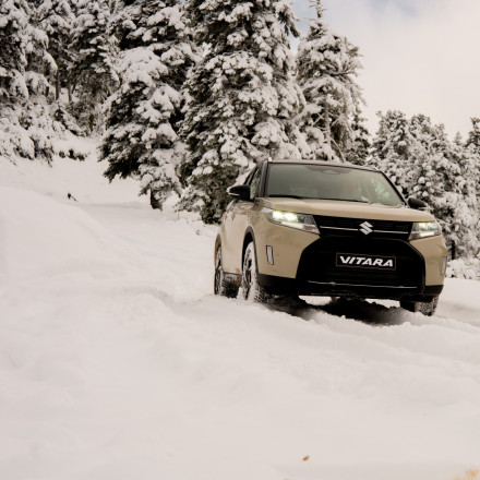 Το Suzuki Vitara κατακτά κάθε διαδρομή σε μια κινηματογραφική τριλογία