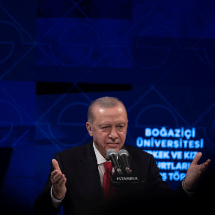 Ερντογάν: Εκφράζω την θλίψη μου για τον θάνατο του Χαμενεΐ