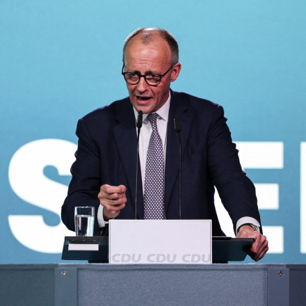 Γερμανία: Ο Μερτς καλεί το Ιράν να τερματίσει τις επιθέσεις κατά του Ισραήλ