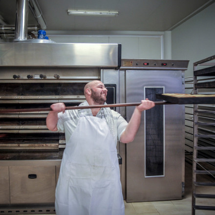 Η πόλη κοιμάται, εκείνοι δουλεύουν - Η αθέατη ζωή της νυχτερινής βάρδιας