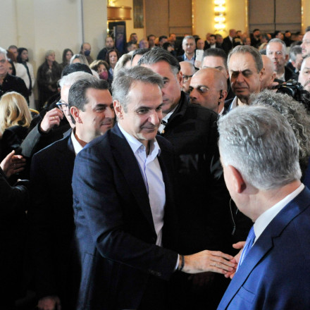 «Ασφαλής Ελλάδα»: Στην Αλεξανδρούπολη για το προσυνέδριο της ΝΔ ο Μητσοτάκης με κορυφαίους υπουργούς