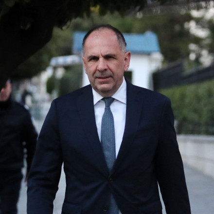 Γεραπετρίτης μετά το ΚΥΣΕΑ: Καλώ τους Έλληνες πολίτες στην περιοχή να παραμένουν σε ασφαλή τόπο