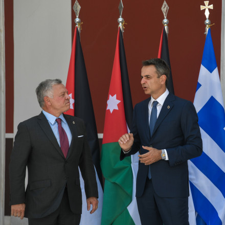 Επικοινωνία Μητσοτάκη με τον Βασιλιά της Ιορδανίας για τη Μέση Ανατολή