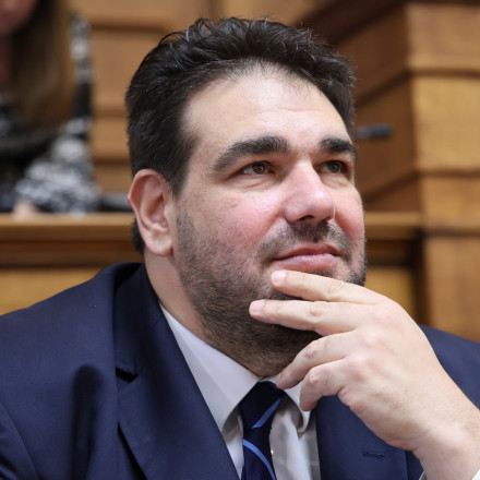 Επιστολική ψήφος: Αισιοδοξεί για συναίνεση το Μαξίμου - «Δεξαμενή» οι ανεξάρτητοι