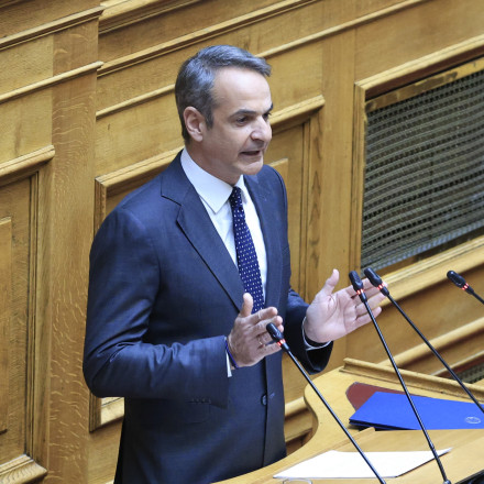 LIVE - Μητσοτάκης: Η Ελλάδα είναι παρούσα με ευθύνη και ισχύ όπου την καλεί το εθνικό καθήκον