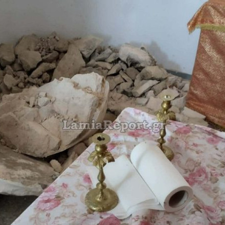 Αδιανόητο: Χρυσοθήρες βανδάλισαν... την Αγία Τράπεζα εκκλησίας ψάχνοντας για λίρες