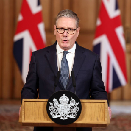 Στάρμερ: Η Βρετανία θα επιτρέψει στις ΗΠΑ να χρησιμοποιήσουν στρατιωτικές της βάσεις