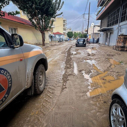 Μετ’εμποδίων άνοιξαν τα σχολεία στον Βόλο – Οδηγίες στους μαθητές για το μη πόσιμο νερό