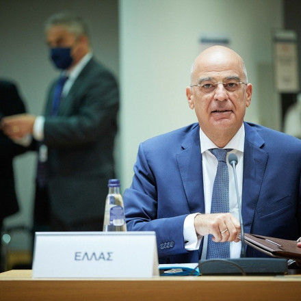 Ο Δένδιας στις Βρυξέλλες για τη σύνοδο υπουργών Άμυνας του ΝΑΤΟ – Συνάντηση και για Ουκρανία